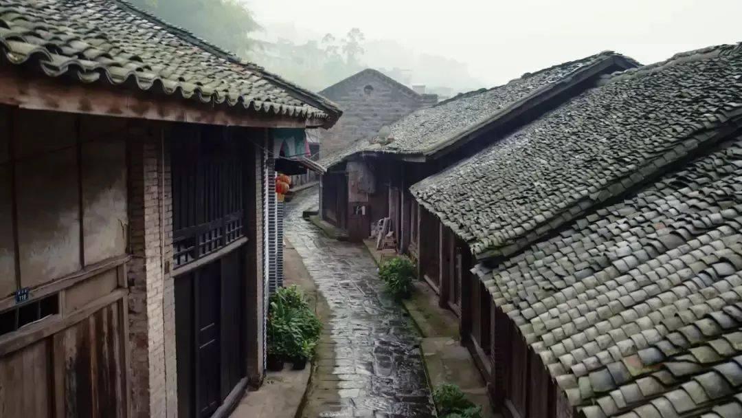 他被戏称“六味地黄丸”,2次登基为帝,最亲的3个女人皆女中豪杰